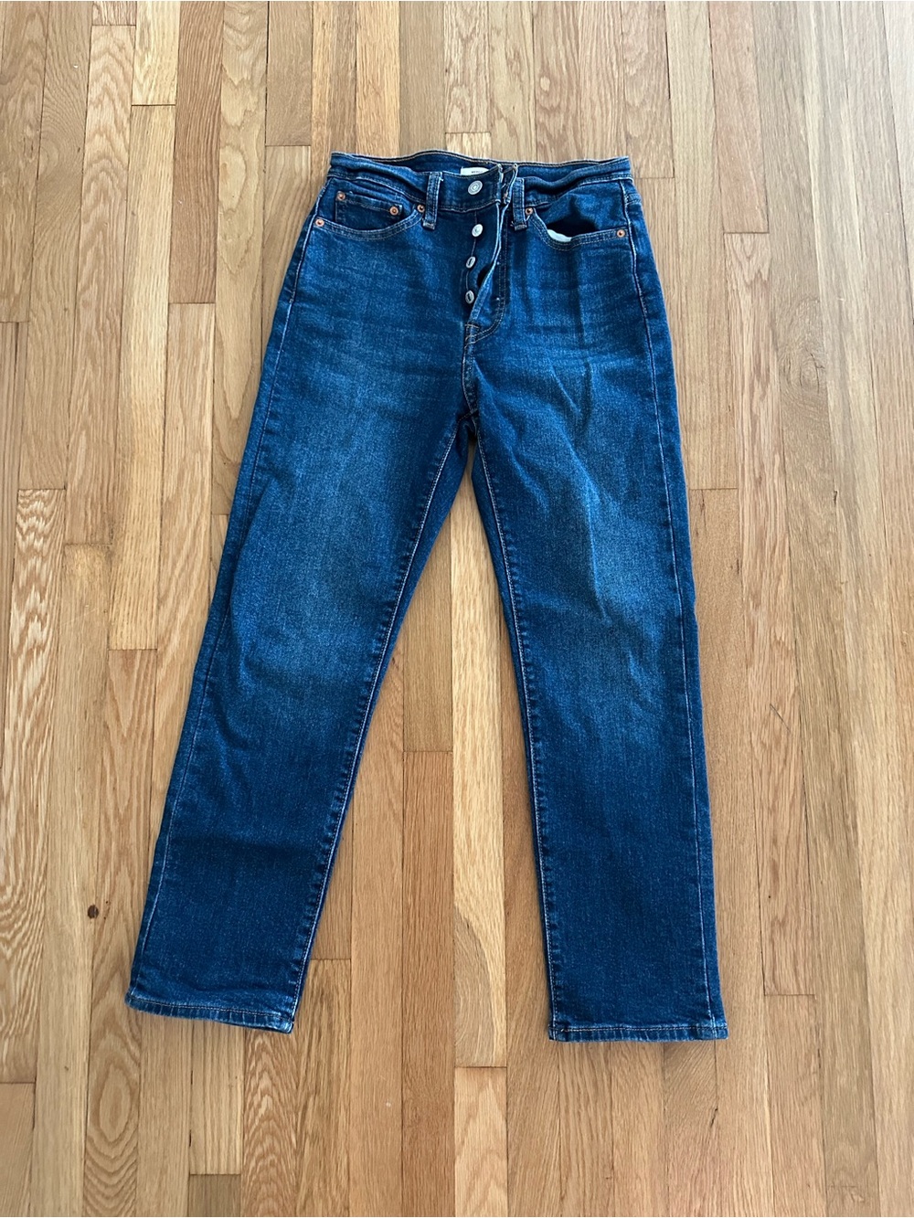 Wedgie Straight Levi Jeans
